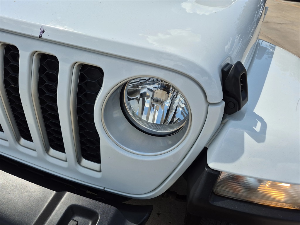 2023 Jeep Gladiator Overland White at Big Star Buick GMC