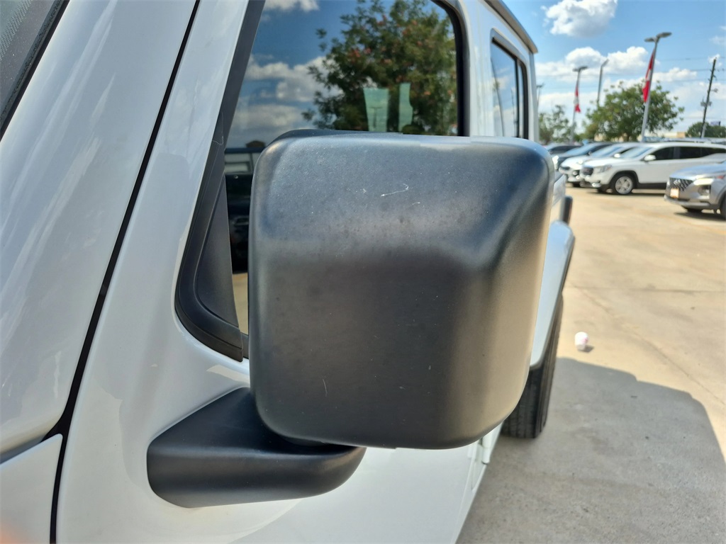 2023 Jeep Gladiator Overland White at Big Star Buick GMC