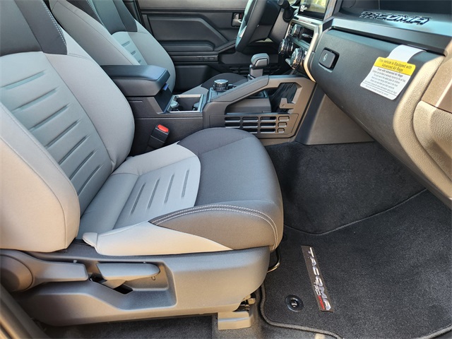 2025 Toyota Tacoma TRD Sport - 9