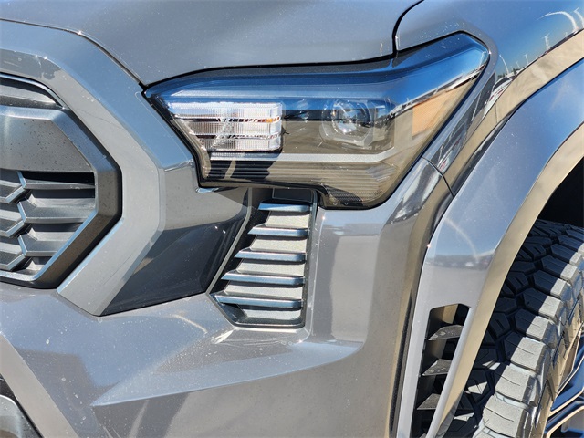 2025 Toyota Tacoma TRD Sport - 4