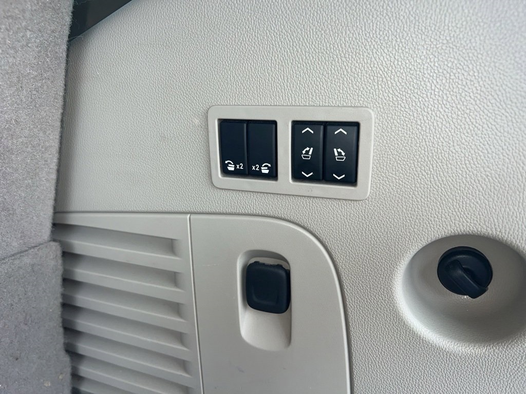 Used Car 2017 Gmc Yukon  Denali For Sale Under $35,000 In Floresville, Texas