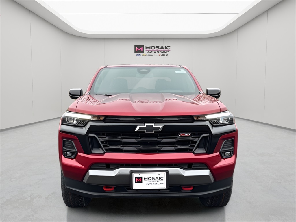 2026 Chevrolet Colorado Z71 photo 2