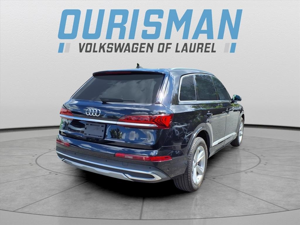 2023 Audi Q7 45 Premium photo 2