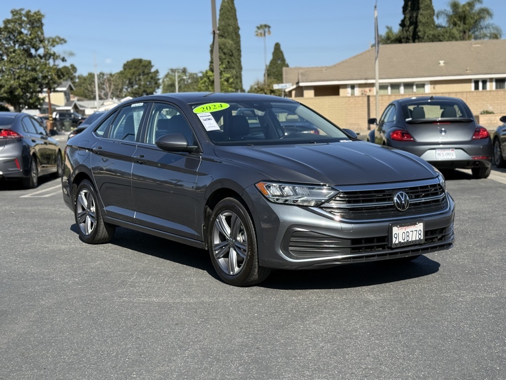 2024 Volkswagen Jetta SE FWD