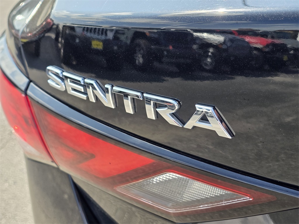 2023 Nissan Sentra SV - 8