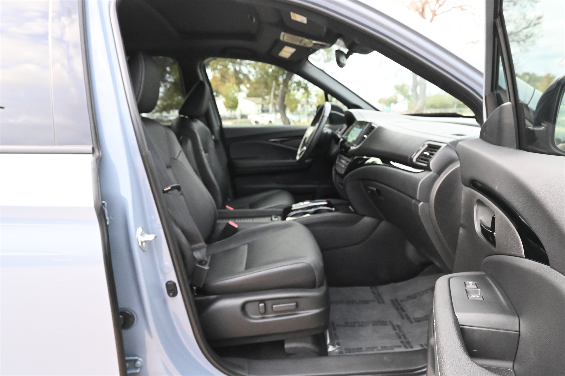 2023 Honda Passport Elite Gray at AutoSavvy Houston Southwest