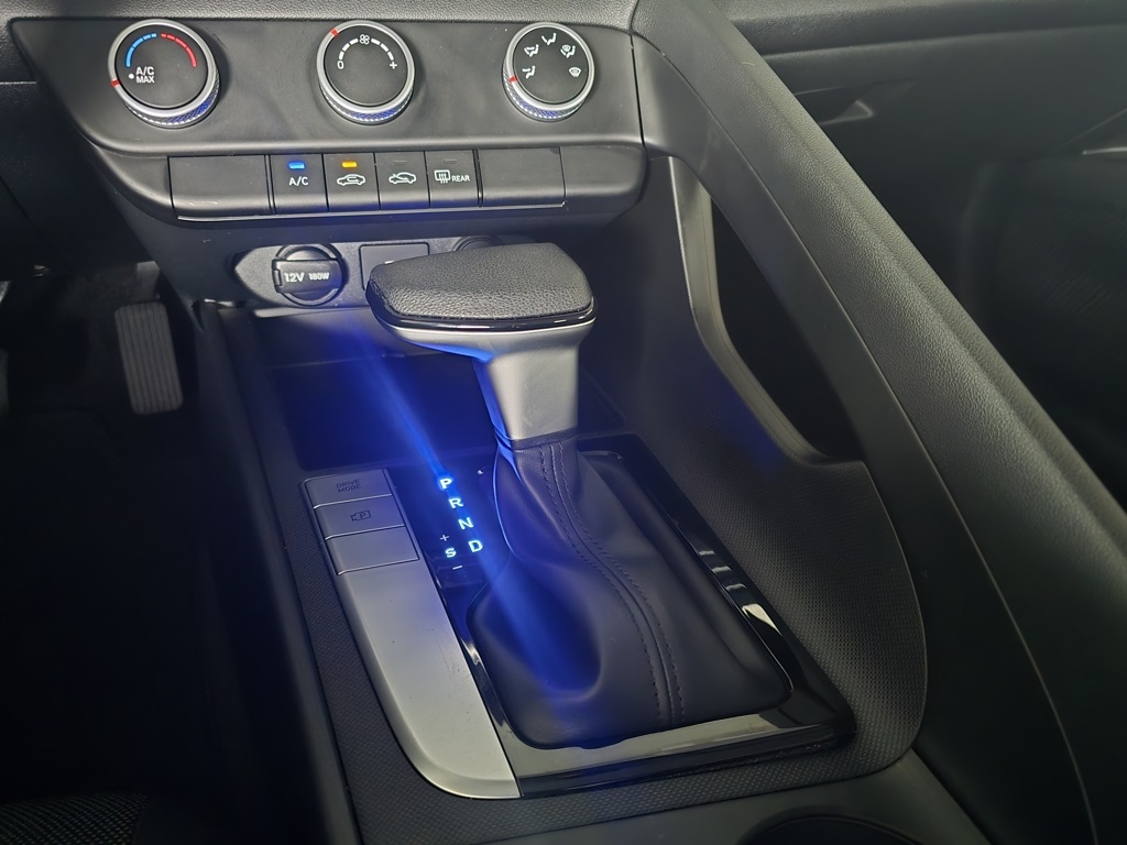 Thumbnail: 2023 Hyundai Elantra - 25