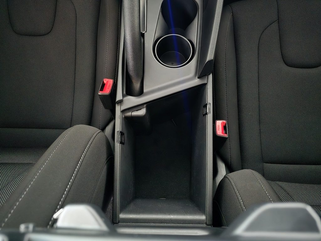 Thumbnail: 2023 Hyundai Elantra - 32