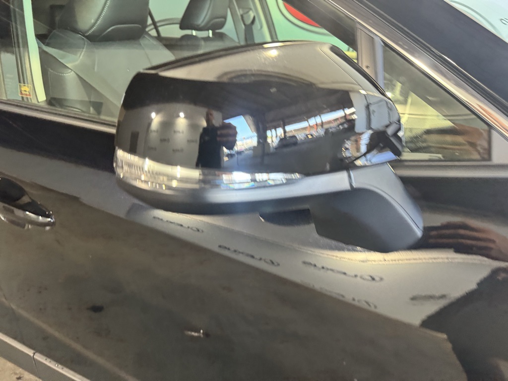 Thumbnail: 2025 Toyota RAV4 - 9