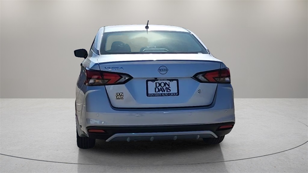 2025 Nissan Versa
