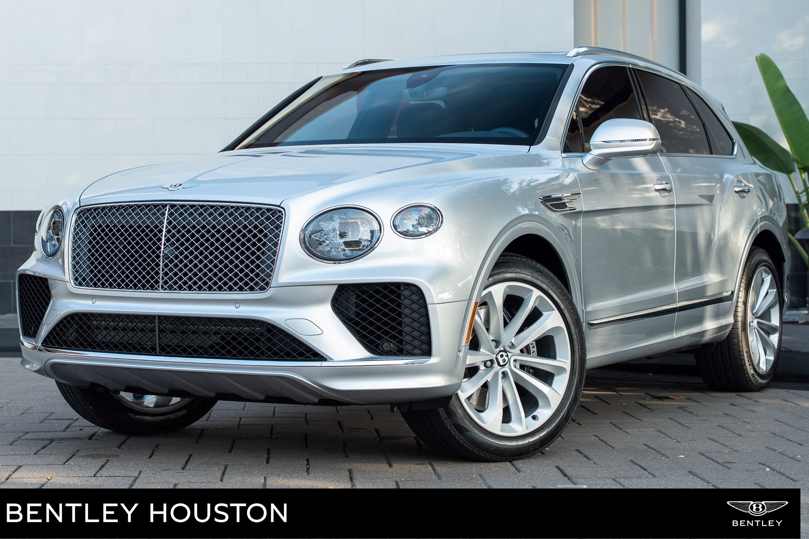 /2023 Bentley Bentayga