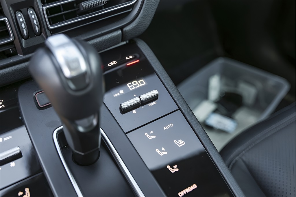 Used Car 2023 Porsche Macan  For Sale Under $50,000 In Austin, Texas