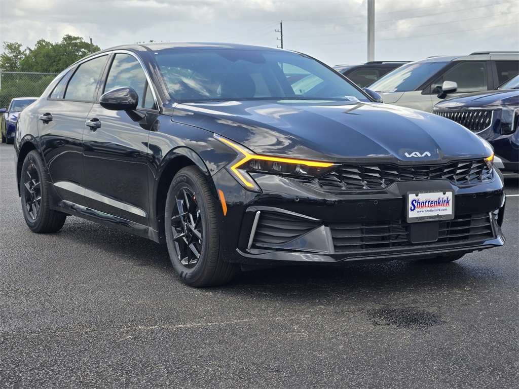 2026 Kia K5 LXS - 1