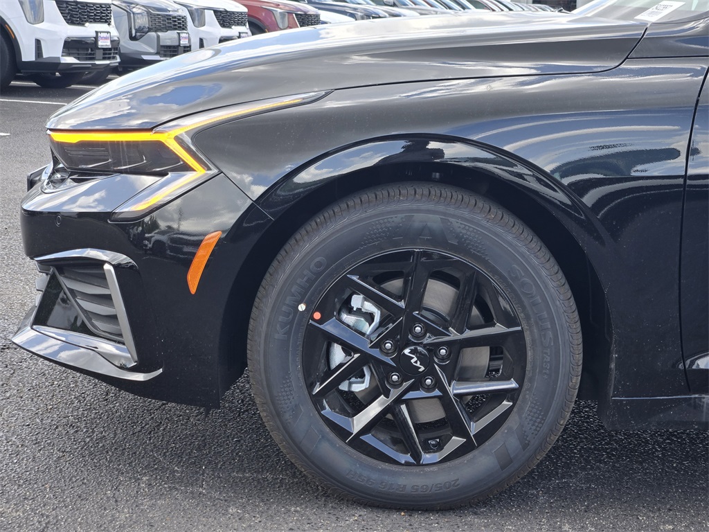 2026 Kia K5 LXS - 4