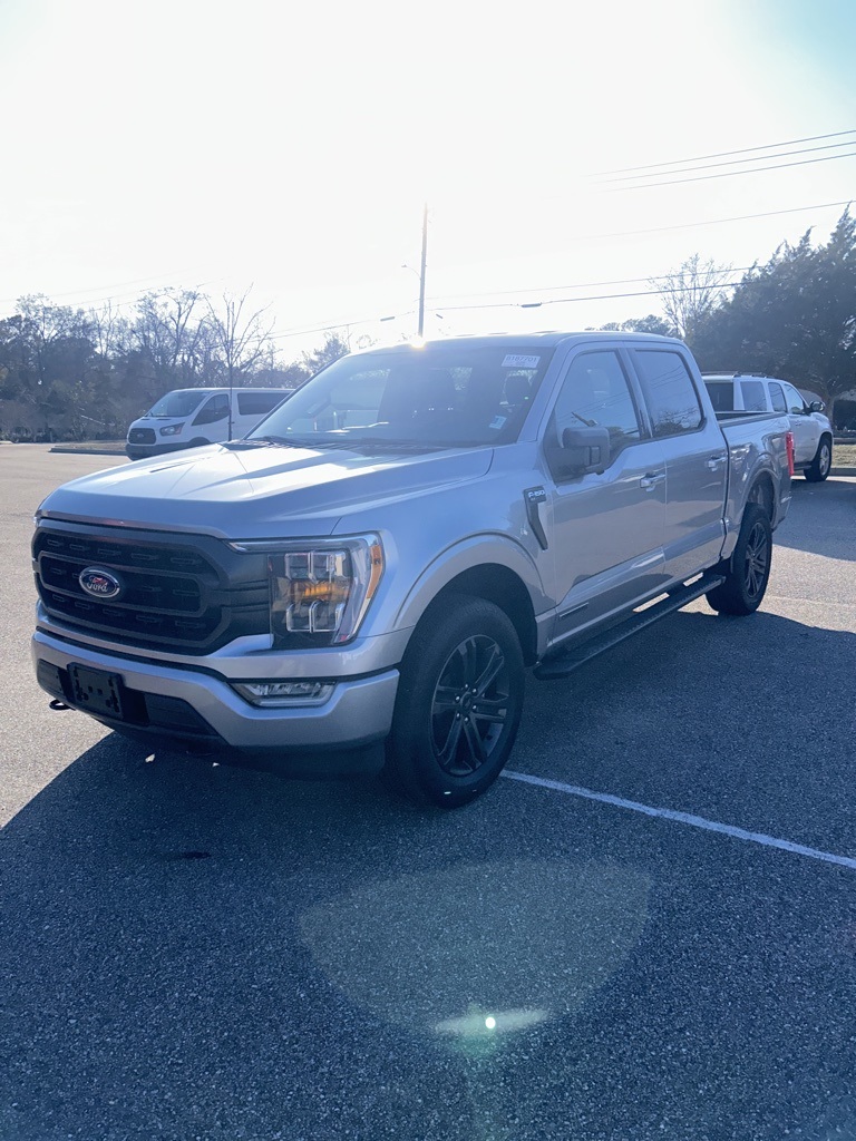 2022 Ford F-150 XLT SuperCrew 4WD