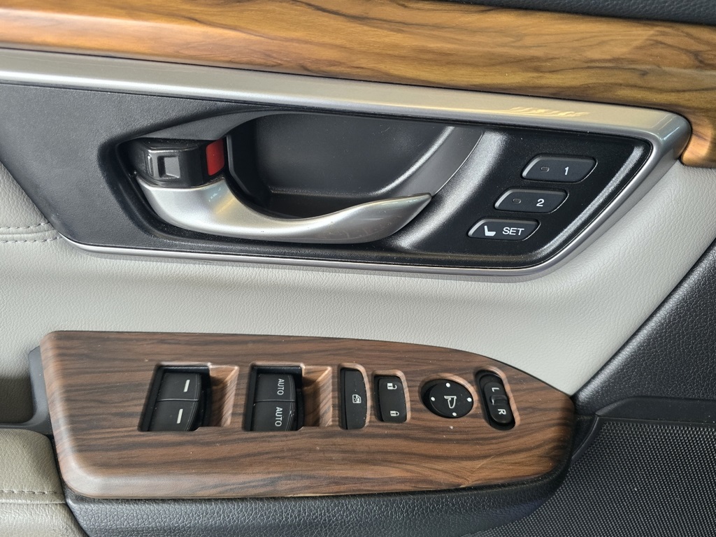 Thumbnail: 2019 Honda CR-V - 22