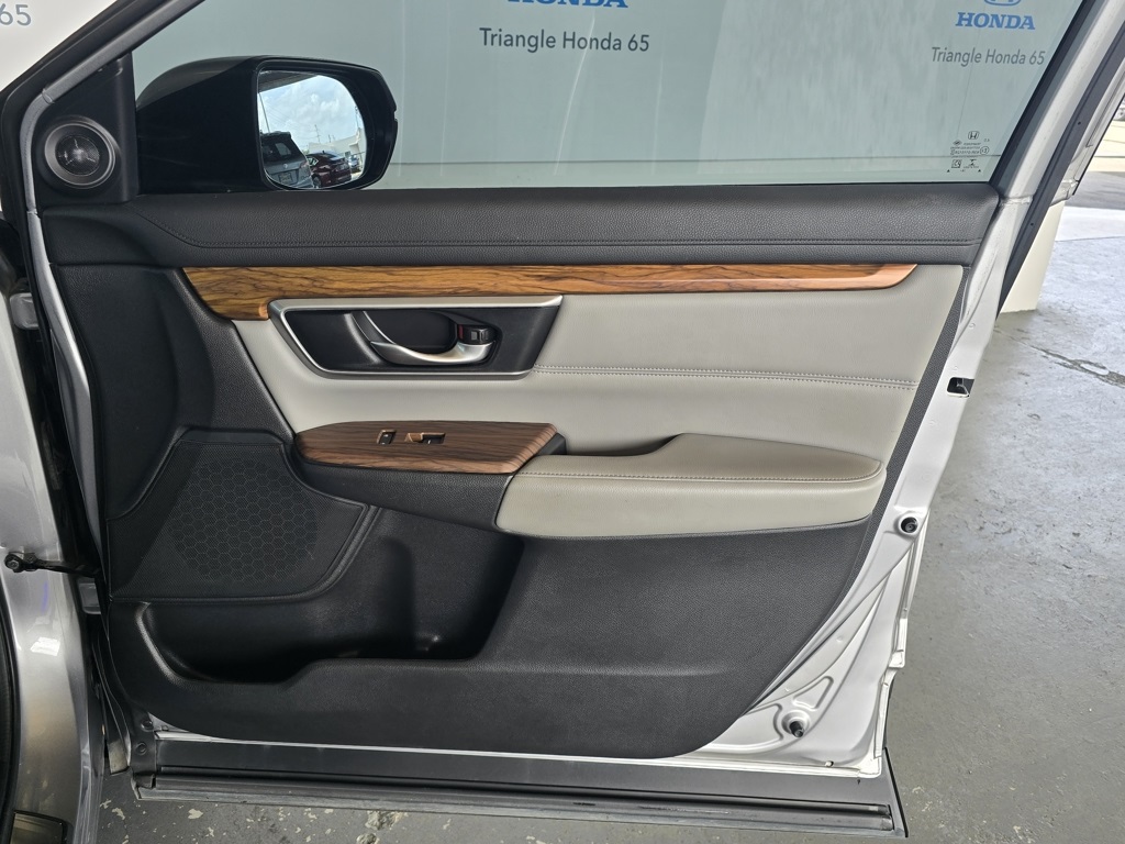 Thumbnail: 2019 Honda CR-V - 23