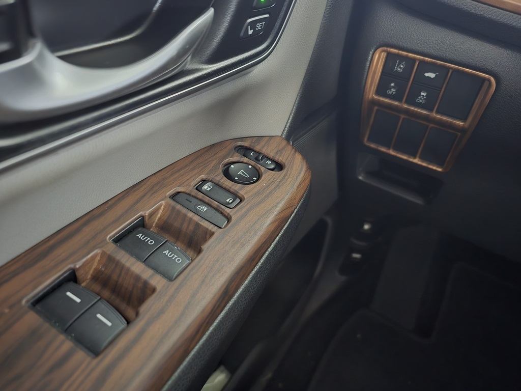 Thumbnail: 2019 Honda CR-V - 25