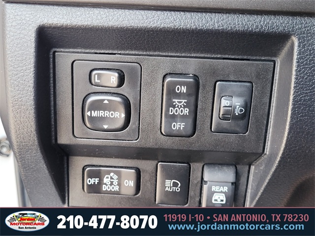 Used Car 2019 Toyota Tundra  Sr5 For Sale Under $35,000 In San Antonio, Texas