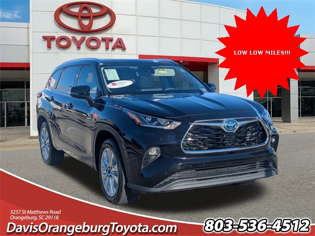 2022 Toyota Highlander Hybrid Limited FWD
