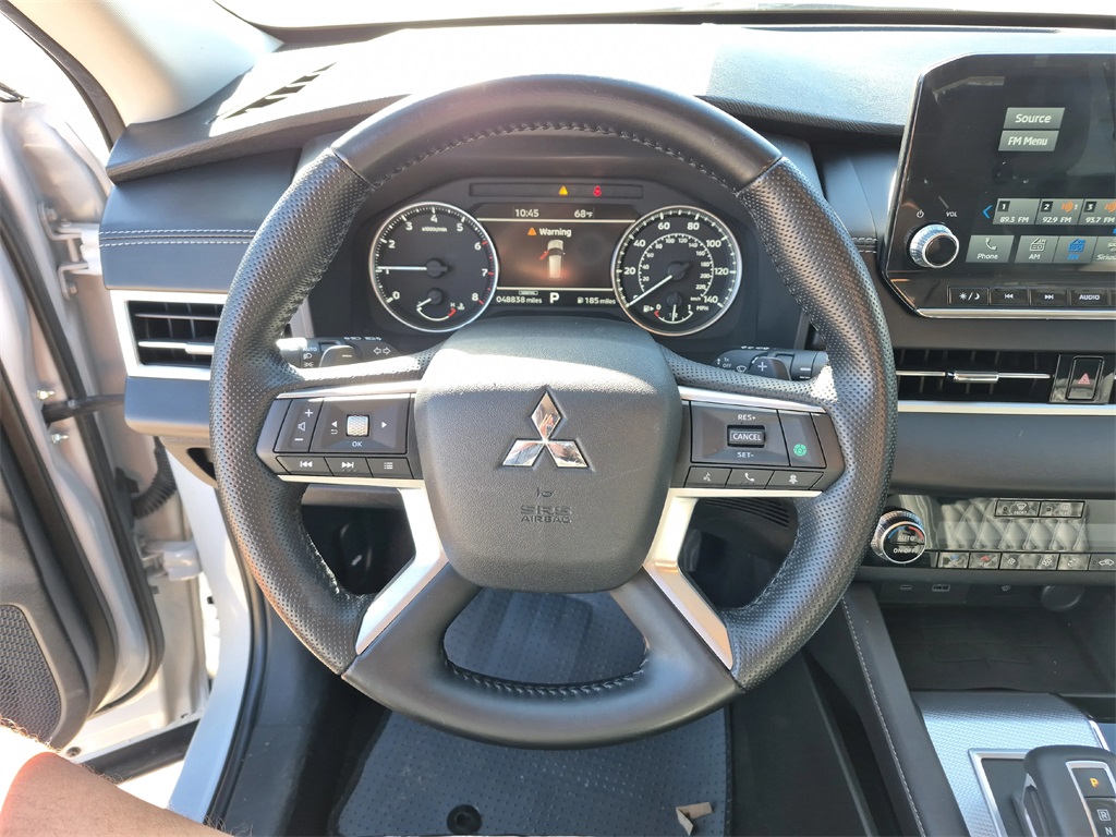 2022 Mitsubishi Outlander SEL White at Mac Haik CDJR North Houston