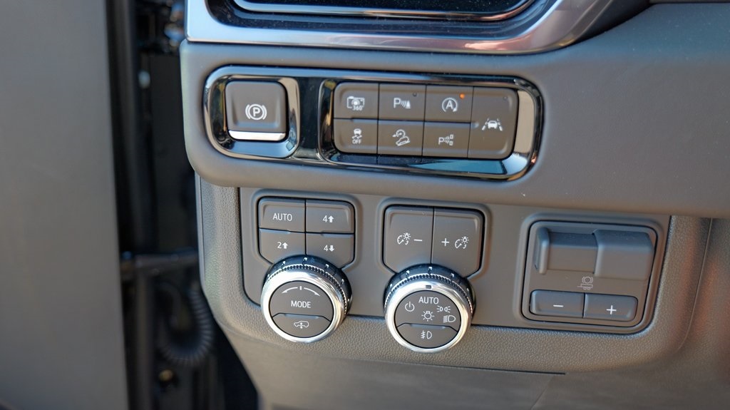 New Car 2025 Gmc Yukon  At4 Ultimate For Sale Under $110,000 In Austin, Texas