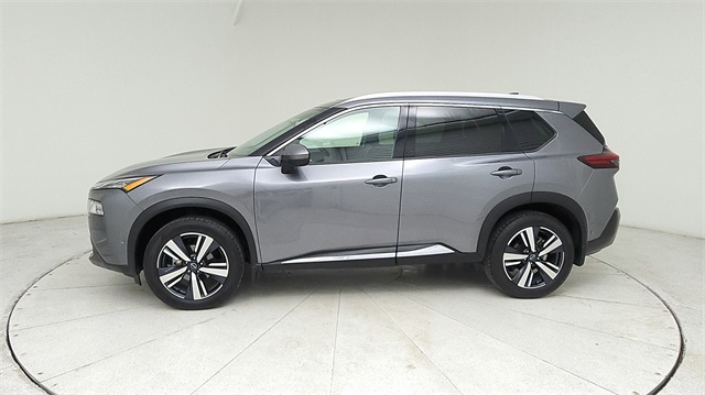 2023 Nissan Rogue SL - 7