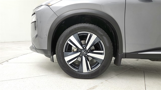 2023 Nissan Rogue SL - 8