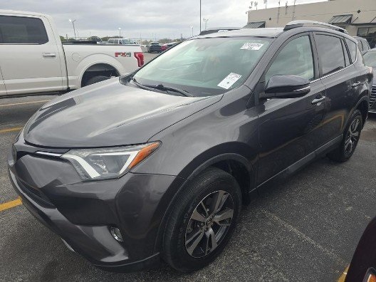 2018 Toyota RAV4 XLE's photo