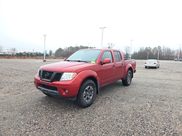 2018 Nissan Frontier PRO-4X Crew Cab 4WD