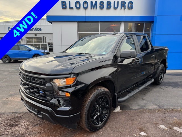 2025 Chevrolet Silverado 1500 Custom Crew Cab 4WD