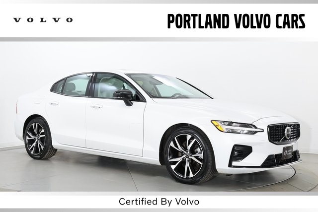 2025 Volvo S60 B5 Core AWD