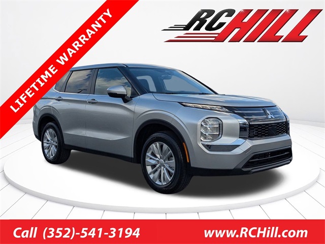 2026 Mitsubishi Outlander ES