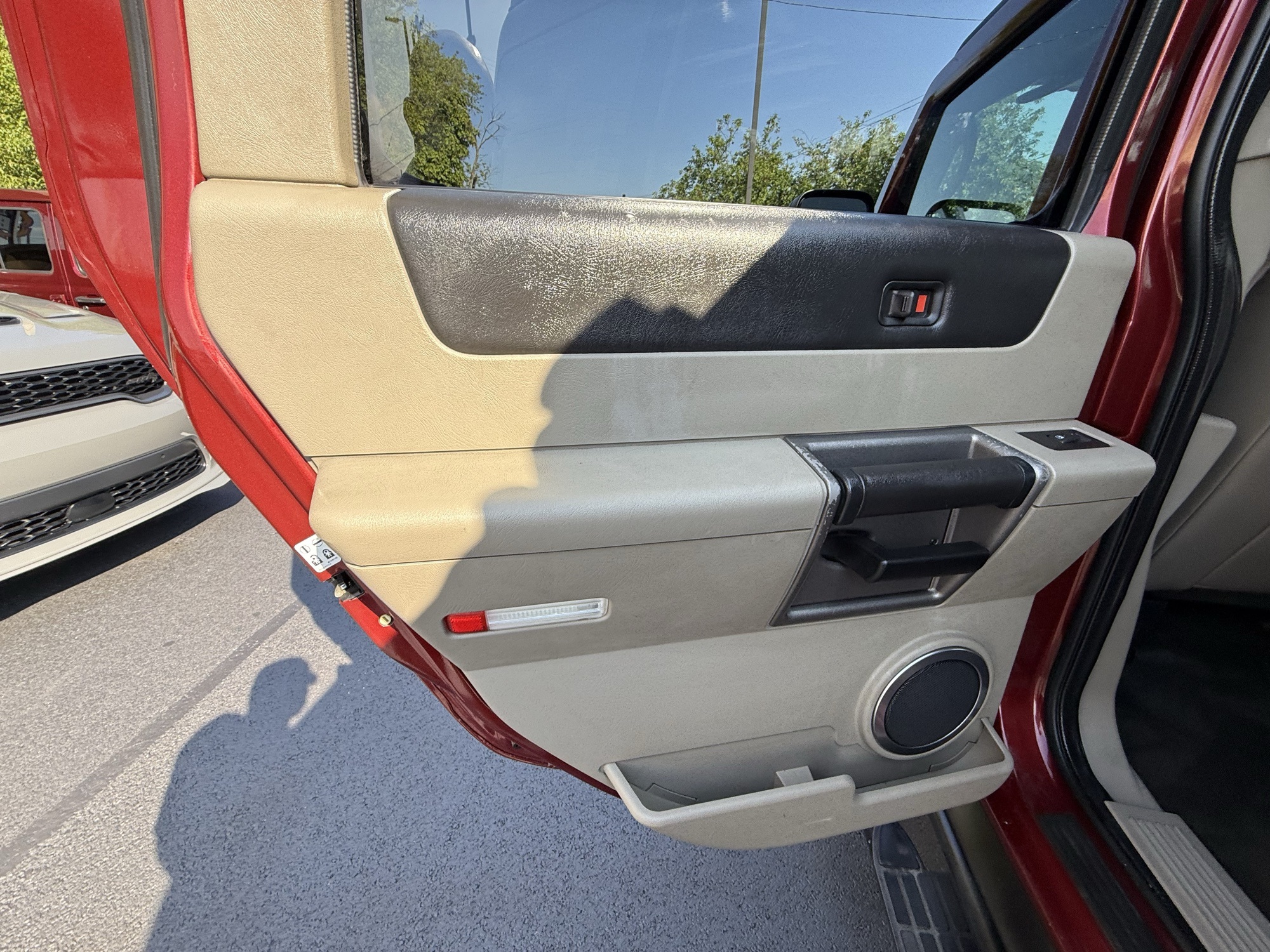 2004 Hummer H2 Base photo 5