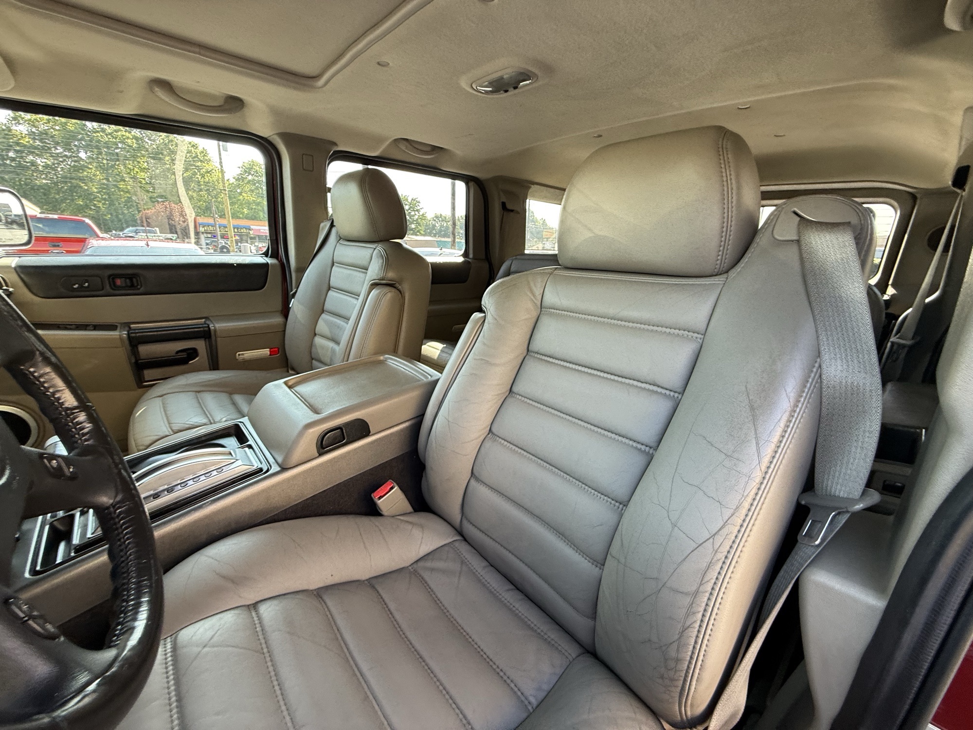 2004 Hummer H2 Base photo 10
