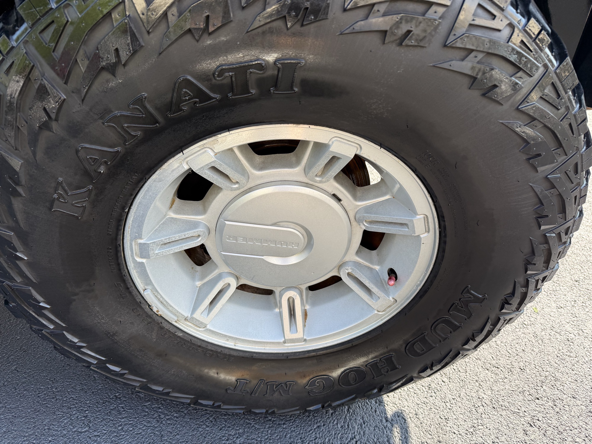 2004 Hummer H2 Base photo 2