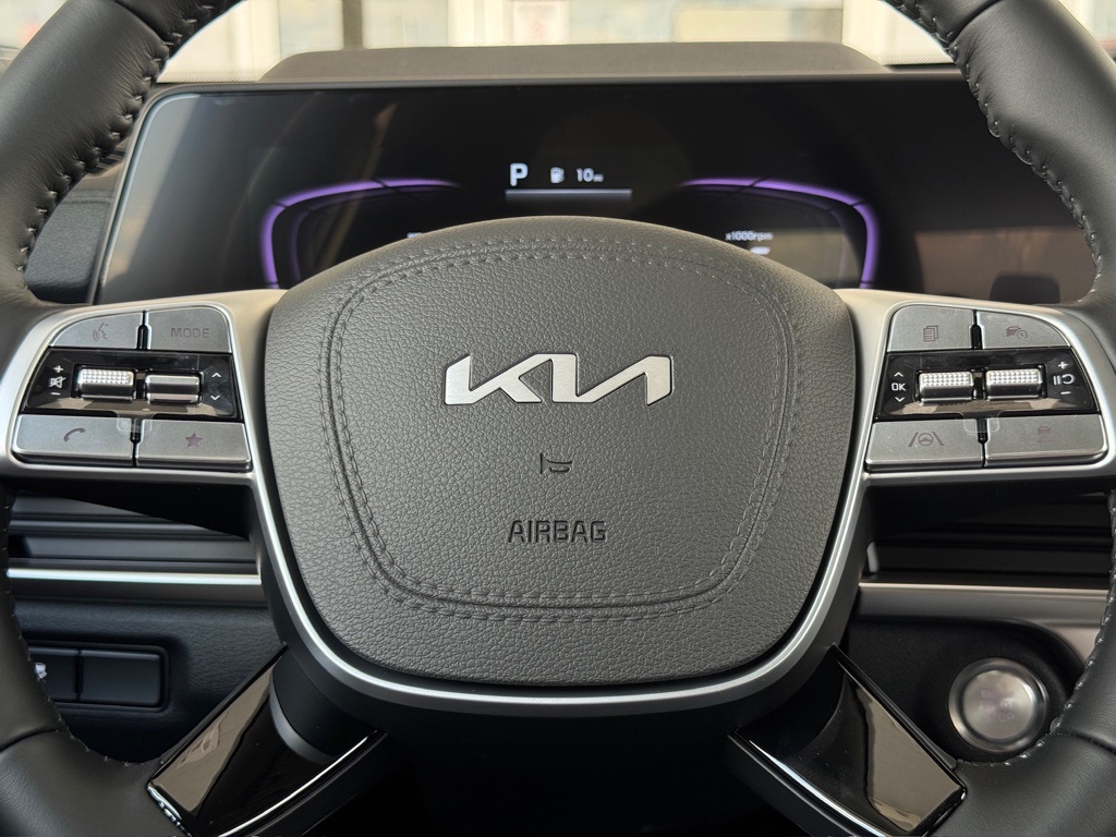 2025 Kia Telluride LX - 5