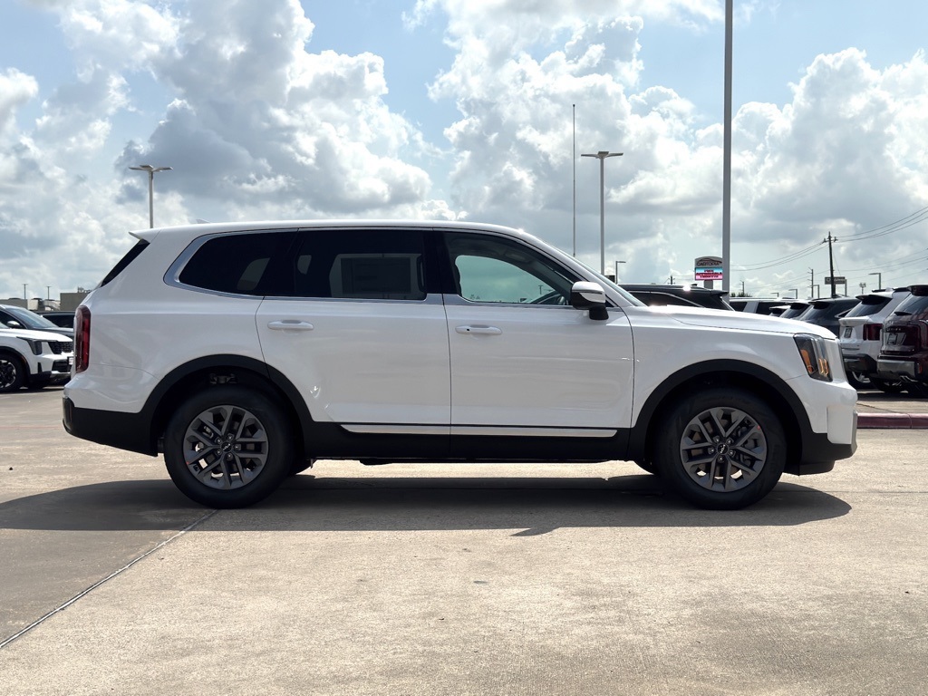 2025 Kia Telluride LX - 8