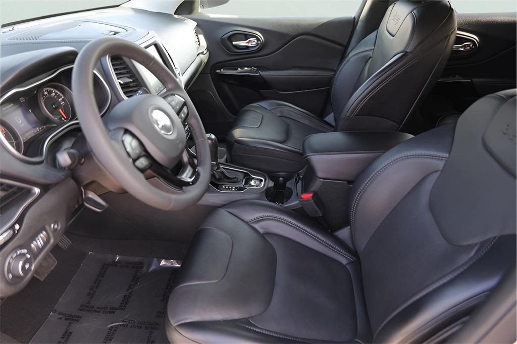 Used Car 2023 Jeep Cherokee  Altitude For Sale Under $25,000 In Austin, Texas