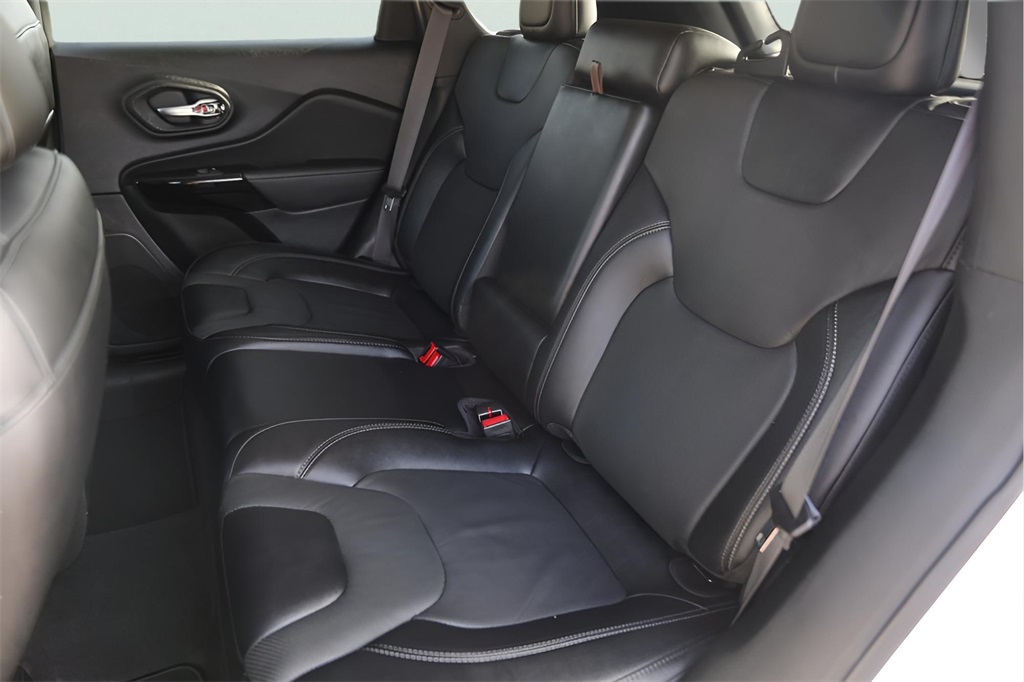 Used Car 2023 Jeep Cherokee  Altitude For Sale Under $25,000 In Austin, Texas