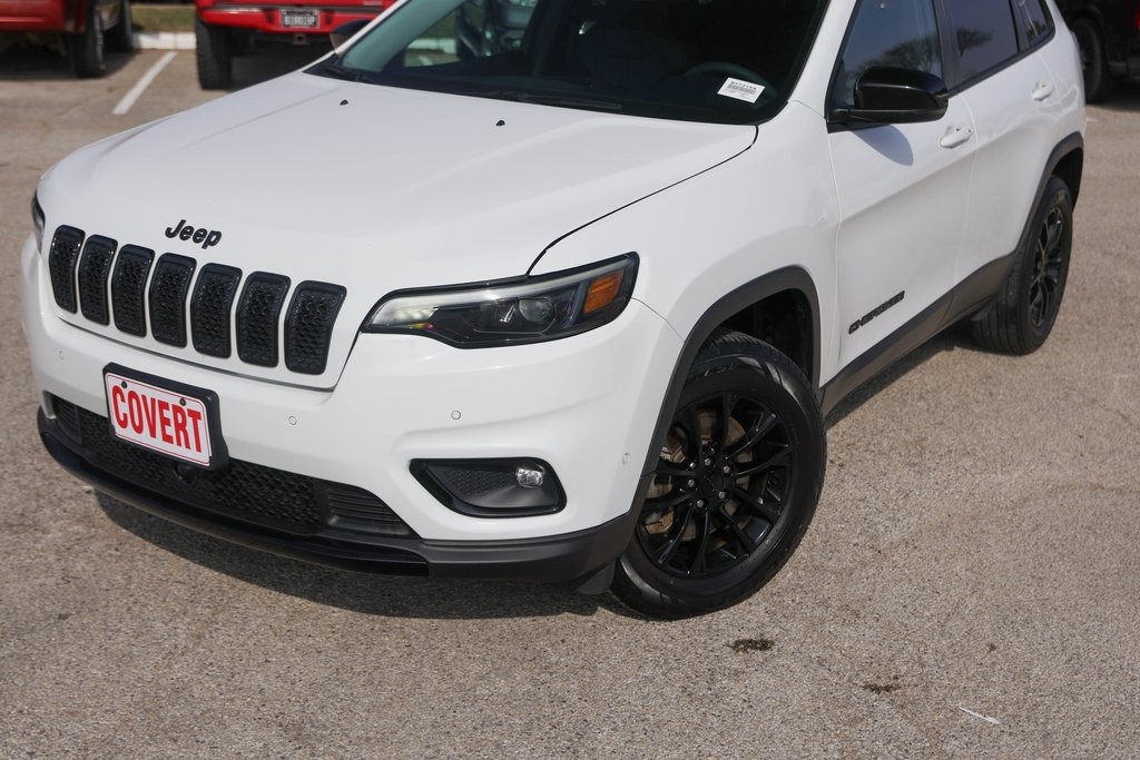 Used Car 2023 Jeep Cherokee  Altitude For Sale Under $25,000 In Austin, Texas