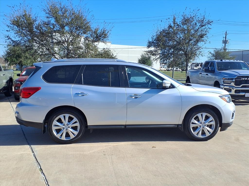 2019 Nissan Pathfinder SL Silver at Central Houston Nissan