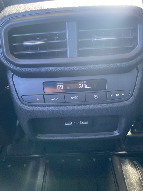 Used Car 2023 Honda Pilot  Touring For Sale Under $40,000 In San Antonio, Texas