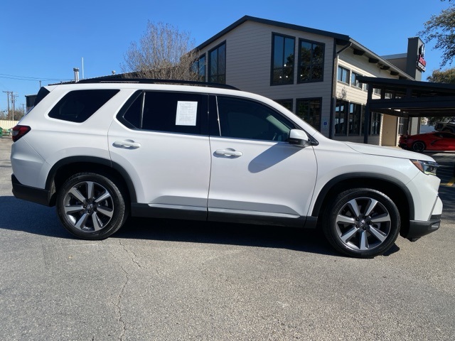 Used Car 2023 Honda Pilot  Touring For Sale Under $40,000 In San Antonio, Texas
