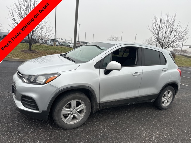 2020 Chevrolet Trax LS's photo