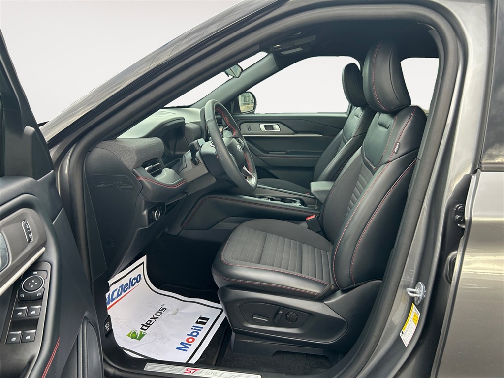 Used Car 2025 Ford Explorer  St-line For Sale Under $50,000 In Floresville, Texas