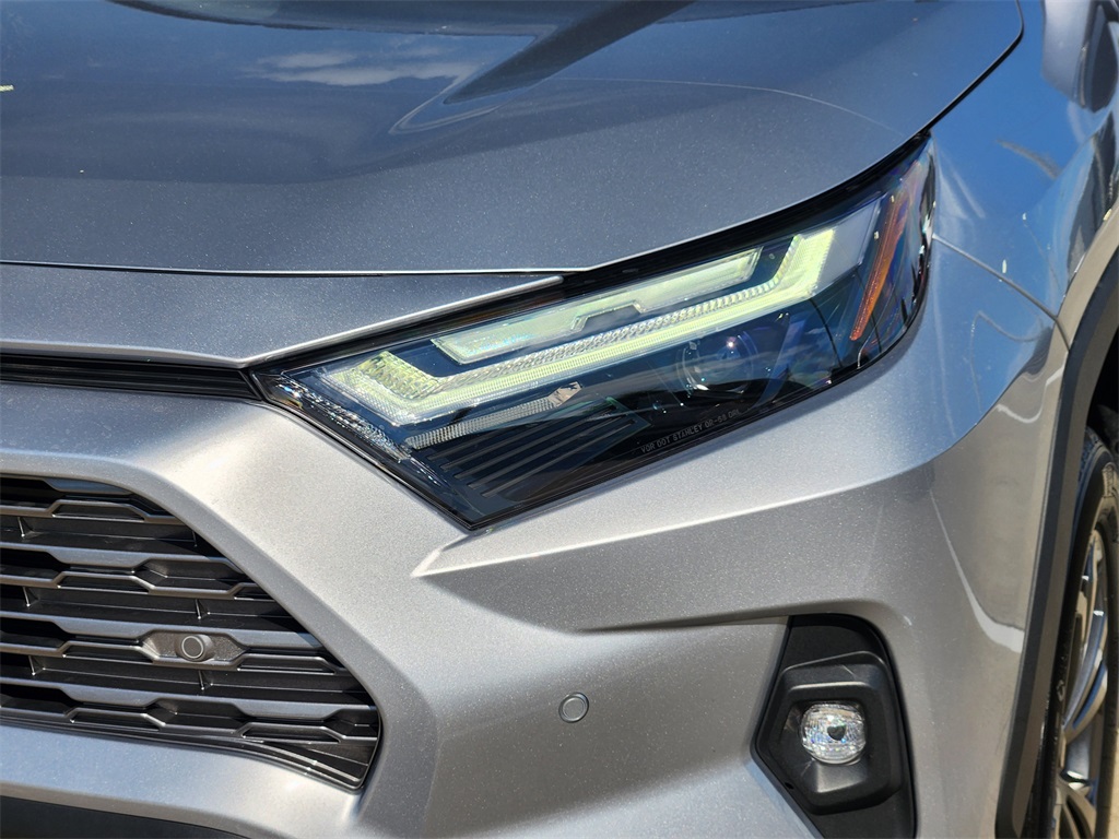 2024 Toyota RAV4 Hybrid Limited - 8