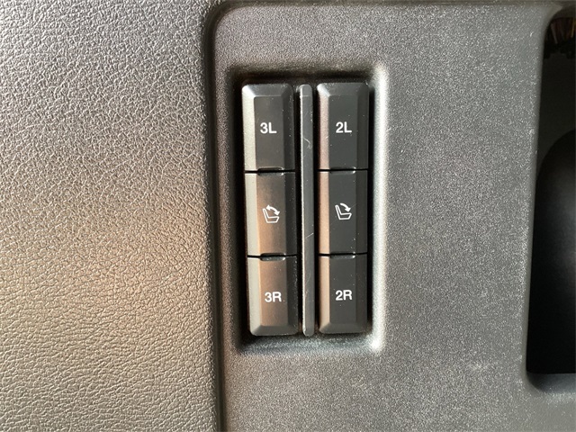 Used Car 2022 Ford Expedition Max  Platinum For Sale Under $60,000 In San Antonio, Texas