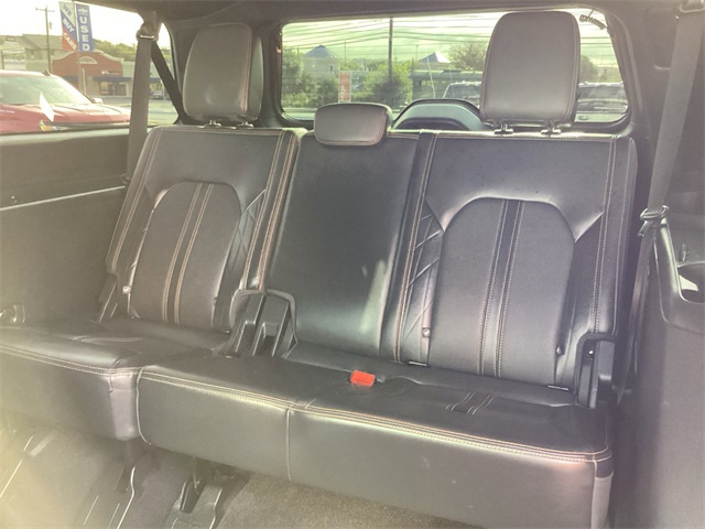 Used Car 2022 Ford Expedition Max  Platinum For Sale Under $60,000 In San Antonio, Texas