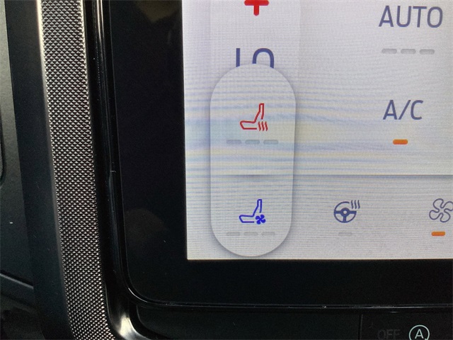 Used Car 2022 Ford Expedition Max  Platinum For Sale Under $60,000 In San Antonio, Texas